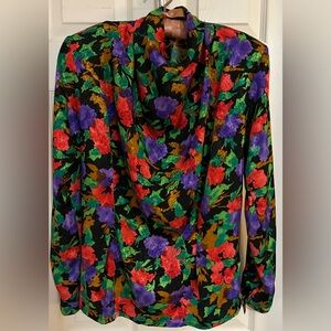 Vintage Claudia & Marc flowered blouse size 4